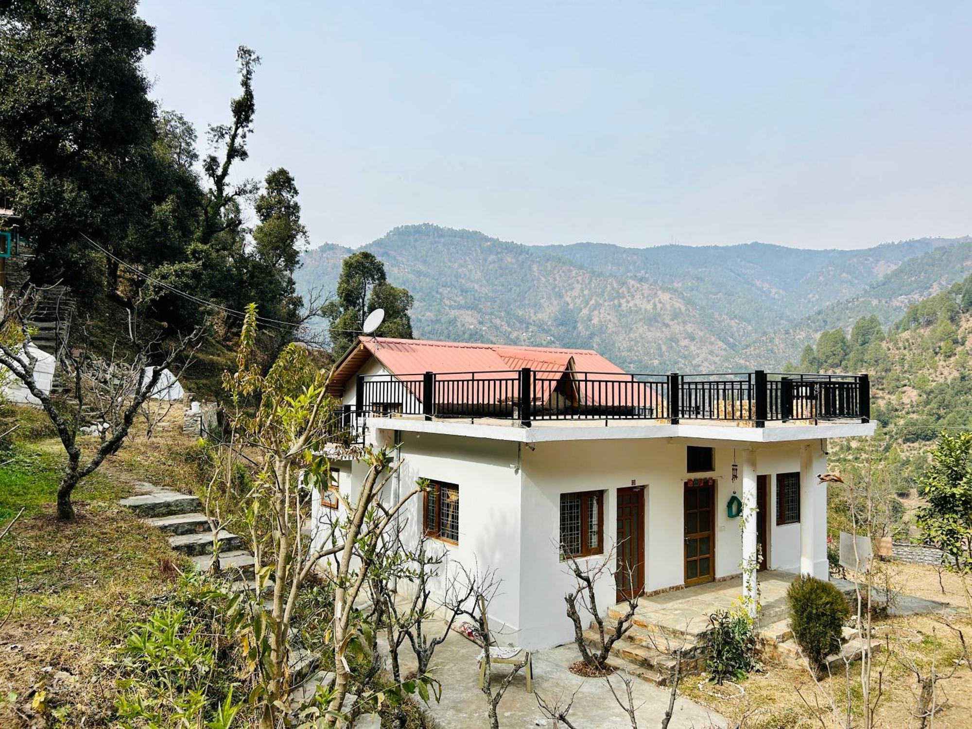 Love'S Farm, Cottage In Ramgarh Экстерьер фото